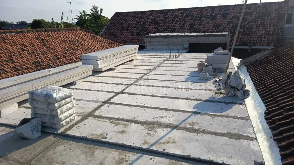 Hasil pemasangan panel lantai citicon di Sumenep, Madura