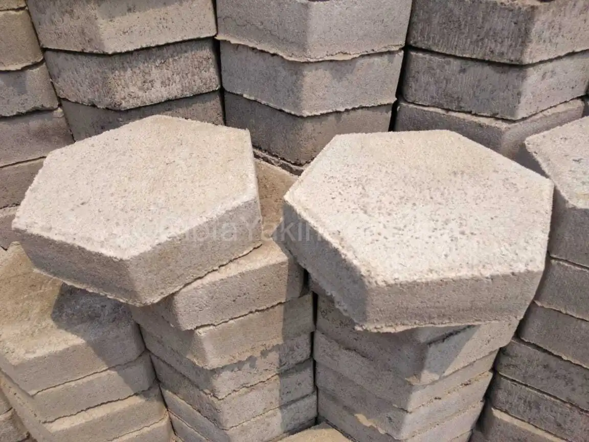 Paving hexagon CV Sumber Jaya Paving Mojokerto, Jawa Timur, Indonesia - Cipta Yakin Perkasa